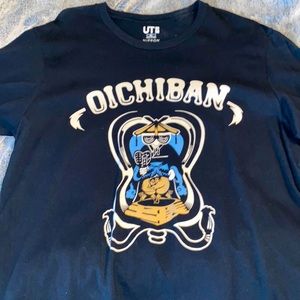 Uniqlo black tee shirt XL